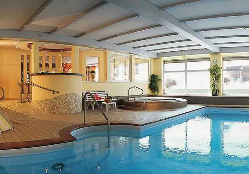 Отель Post Am See