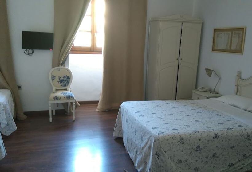 Отель Rusticae Las Casas Del Cónsul