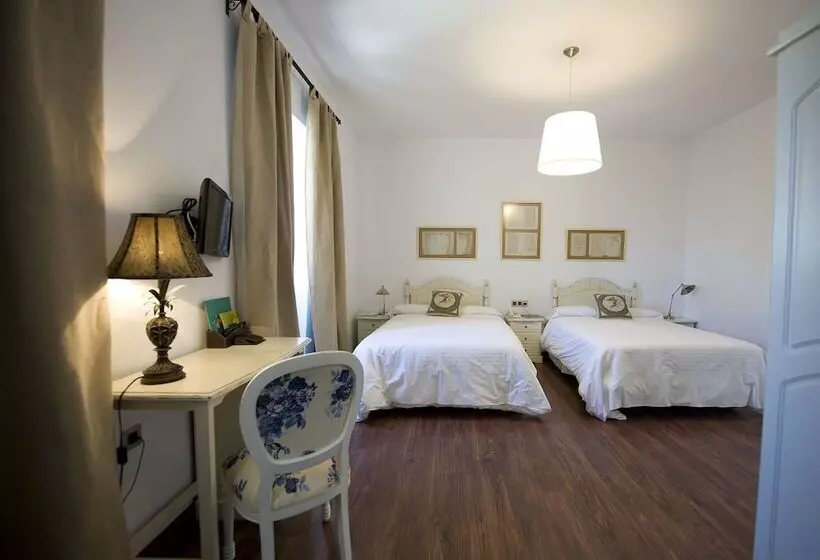 Отель Rusticae Las Casas Del Cónsul