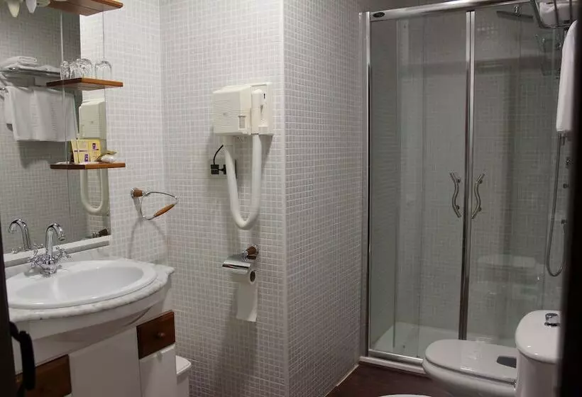 Отель Rusticae Las Casas Del Cónsul