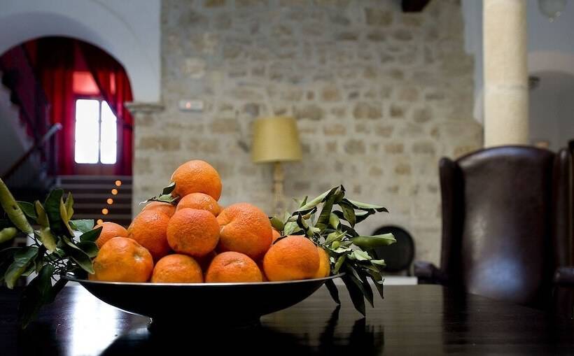 Отель Rusticae Las Casas Del Cónsul