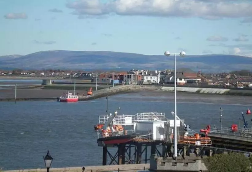 Отель The North Euston