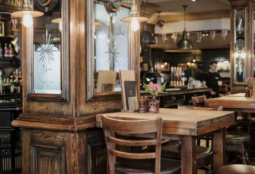 Hotelli The Sanctuary House