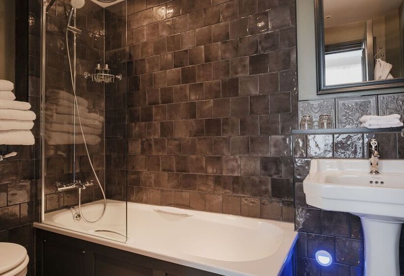 هتل The Sanctuary House