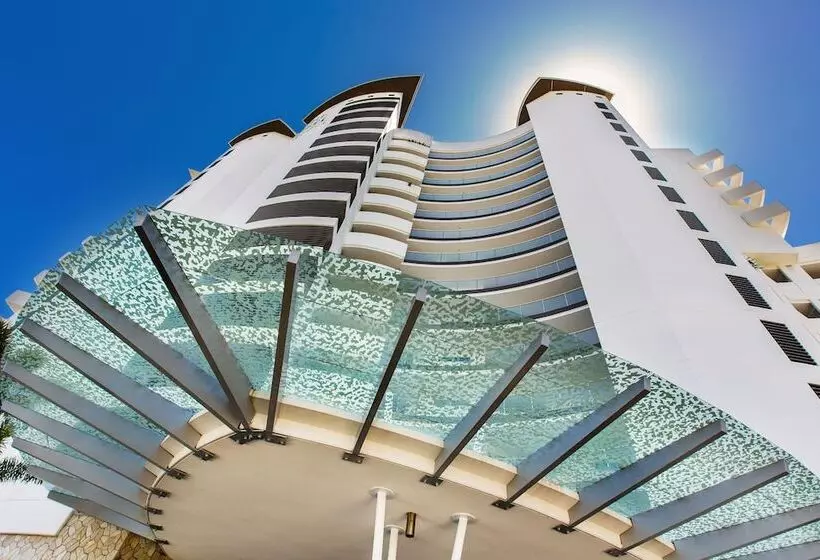 Отель The Sebel Maroochydore