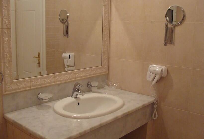 בית מלון כפרי Villa Christina