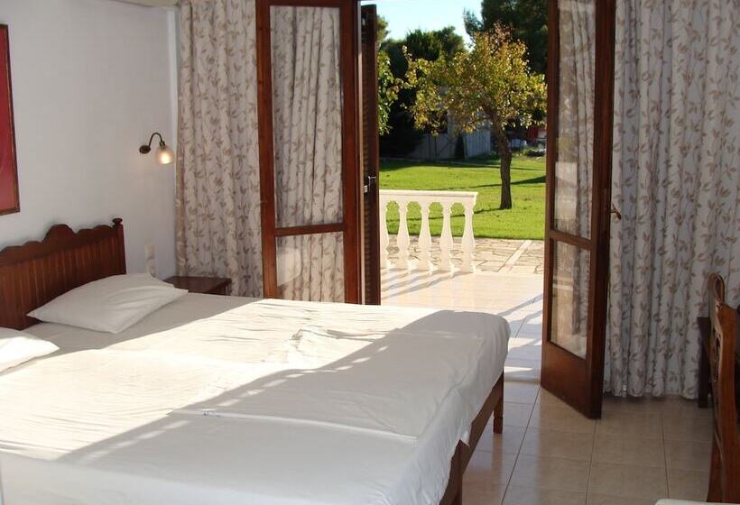 בית מלון כפרי Villa Christina