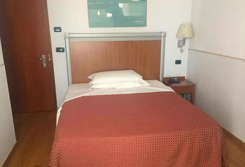 酒店 West Florence