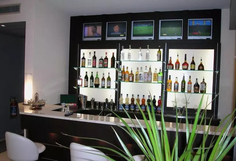 酒店 West Florence