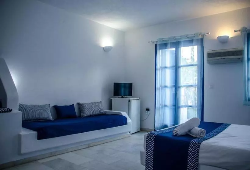 John S Rooms & Studios