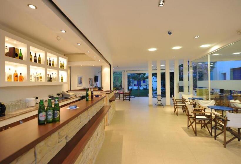 John S Rooms & Studios