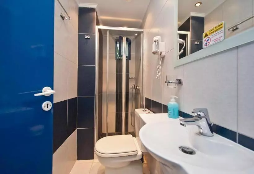 John S Rooms & Studios