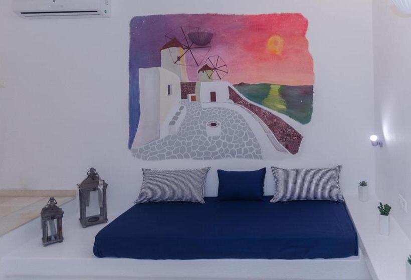 John S Rooms & Studios