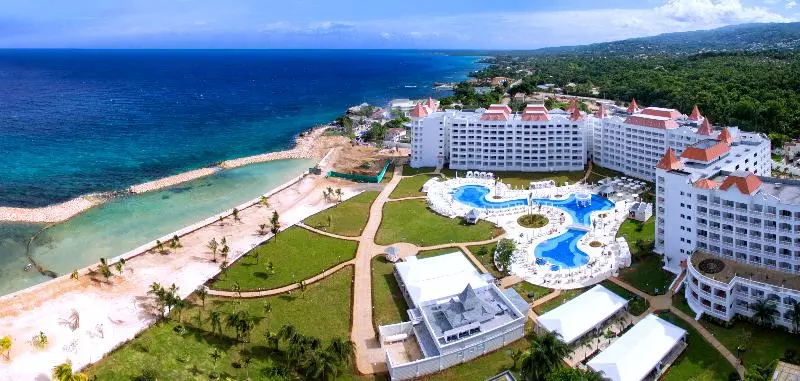 استراحتگاه Bahia Principe Luxury Runaway Bay - Adults Only - All Inclusive