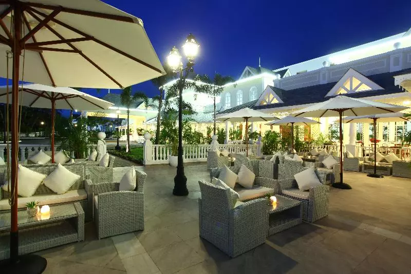 استراحتگاه Bahia Principe Luxury Runaway Bay - Adults Only - All Inclusive