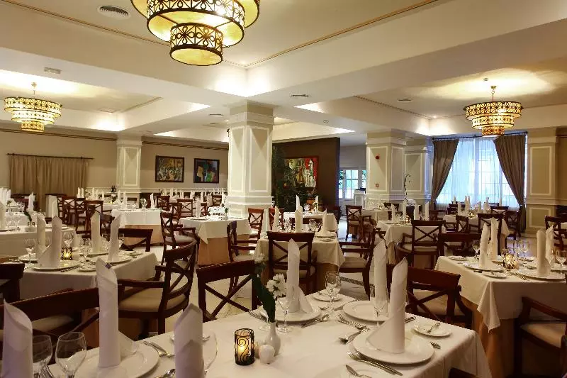 استراحتگاه Bahia Principe Luxury Runaway Bay - Adults Only - All Inclusive