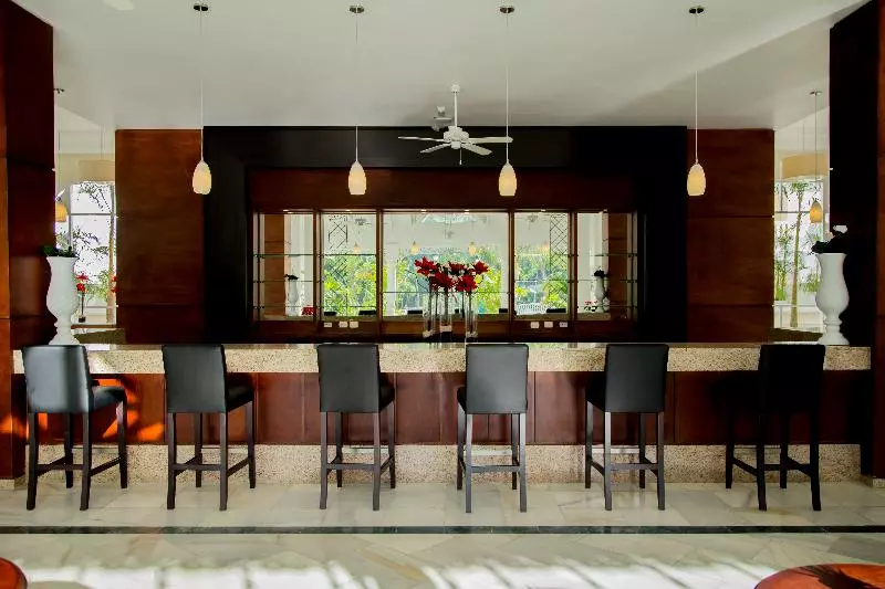 استراحتگاه Bahia Principe Luxury Runaway Bay - Adults Only - All Inclusive