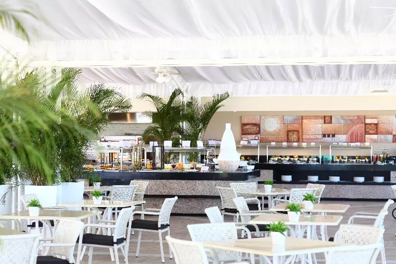 استراحتگاه Bahia Principe Luxury Runaway Bay - Adults Only - All Inclusive