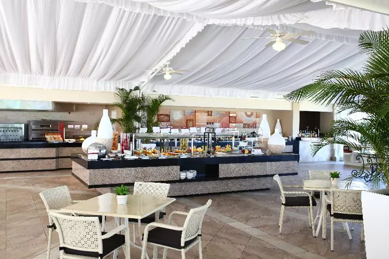 استراحتگاه Bahia Principe Luxury Runaway Bay - Adults Only - All Inclusive