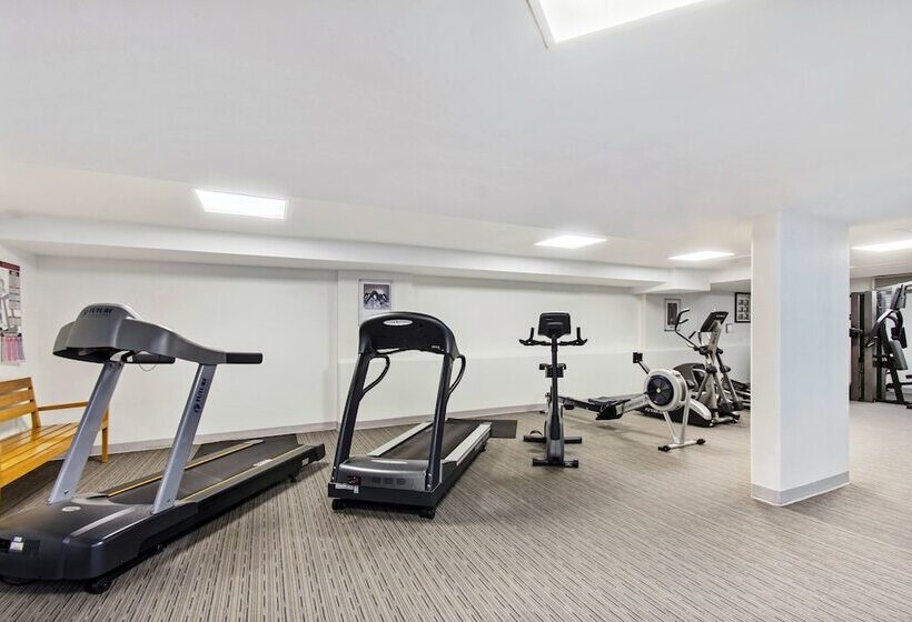 リゾートホテル Mantra Mooloolaba Beach