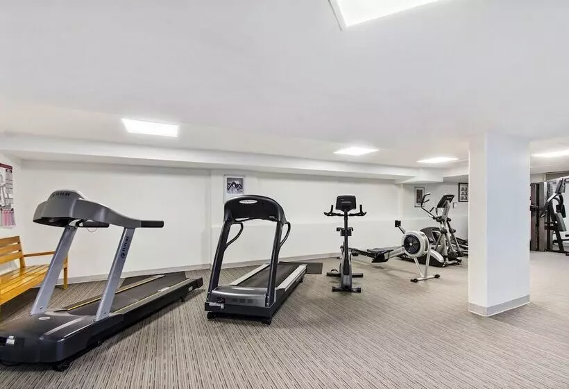 渡假胜地 Mantra Mooloolaba Beach