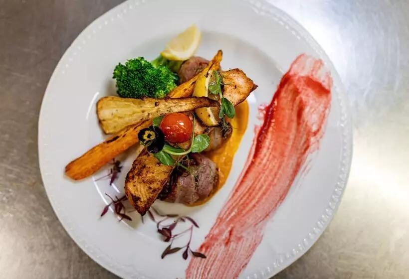 Отель The Inn Jersey