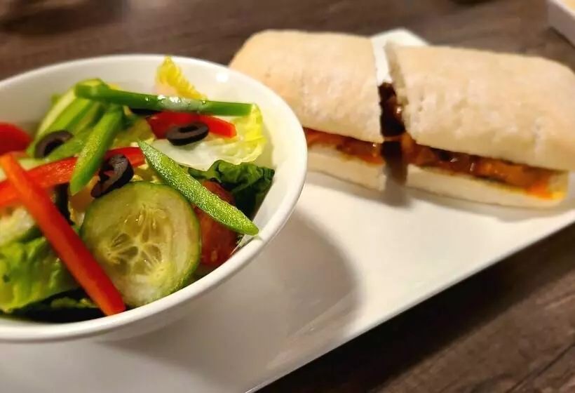 Executive House Suites Hotel & Conference Centre