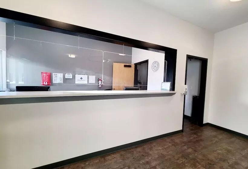 Executive House Suites Hotel & Conference Centre