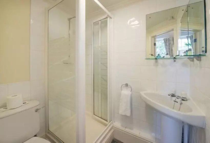 בית מלון כפרי Bartley Lodge