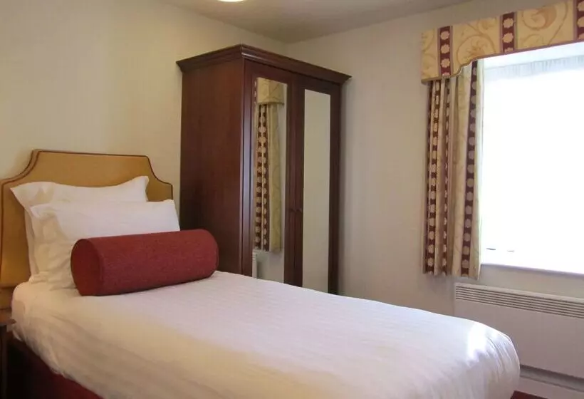 Windmill Village Hotel, Golf Club & Spa, Bw Signature Collection