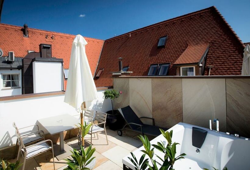 Boutique Hotel Dom   Rooms & Suites