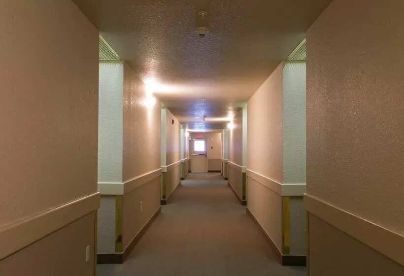 ホテル Capital Suites Iqaluit