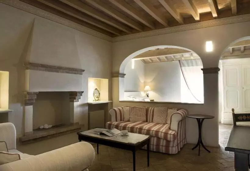 Szálloda Castello Di Velona Resort, Thermal Spa & Winery