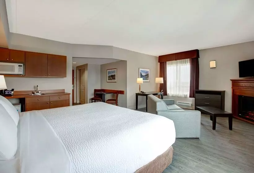 酒店 Days Inn & Suites By Wyndham Collingwood