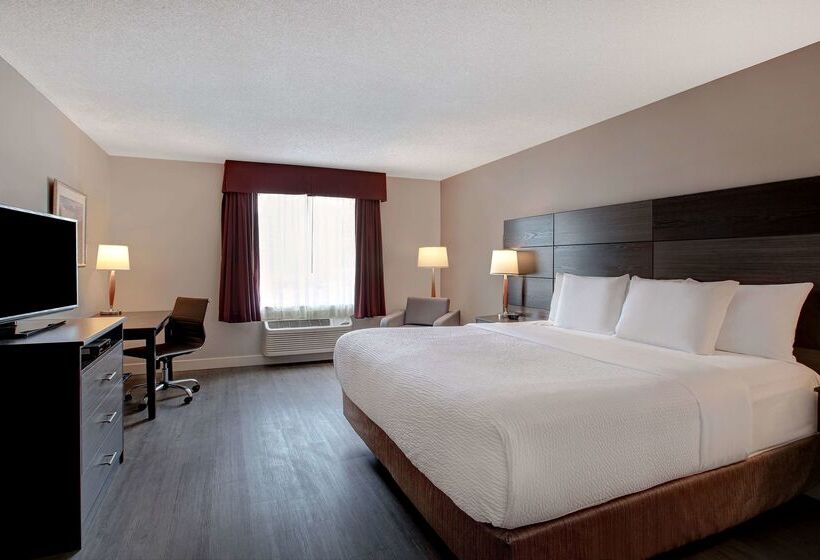 فندق Days Inn & Suites By Wyndham Collingwood