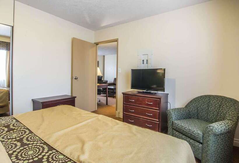 Hotel Econo Lodge Inn & Suites High Level