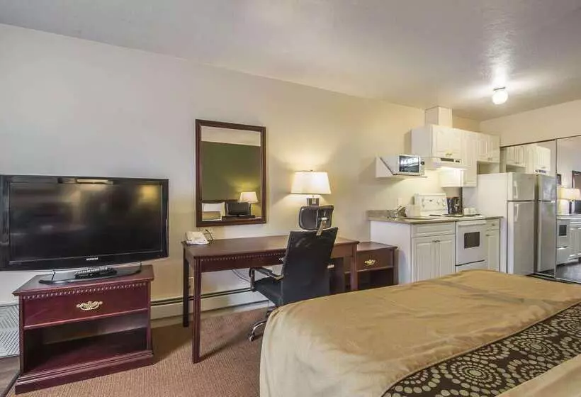 酒店 Econo Lodge Inn & Suites High Level