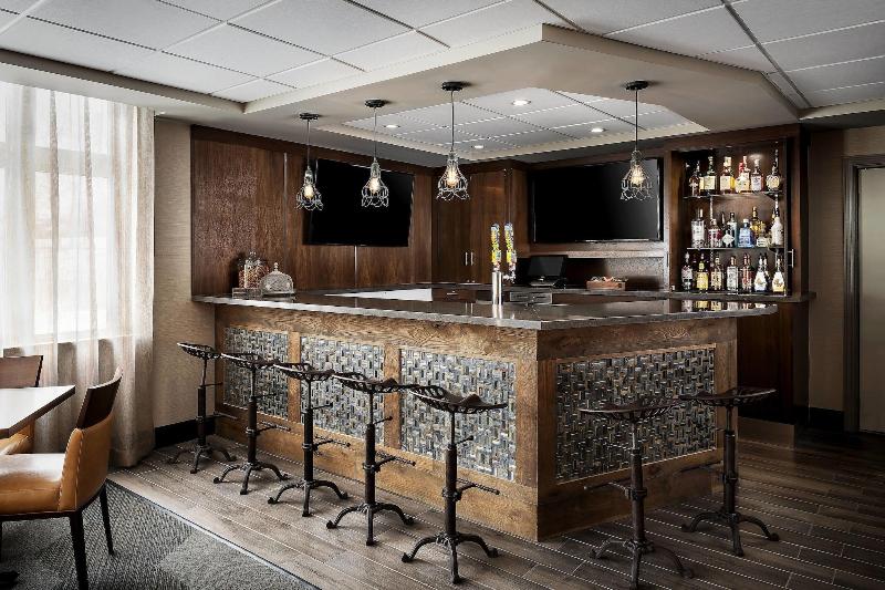 فندق Four Points By Sheraton Barrie