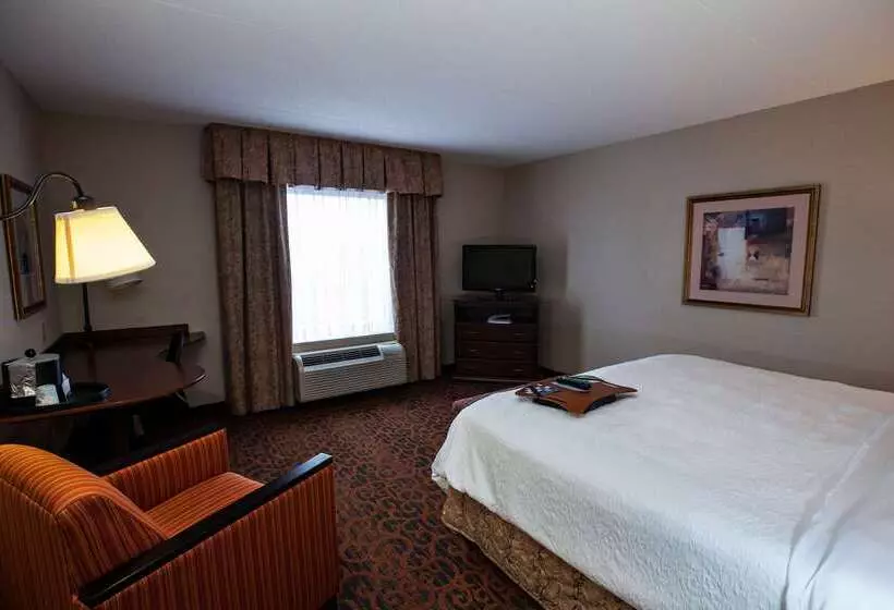 Hotelli Hampton Inn By Hilton Napanee