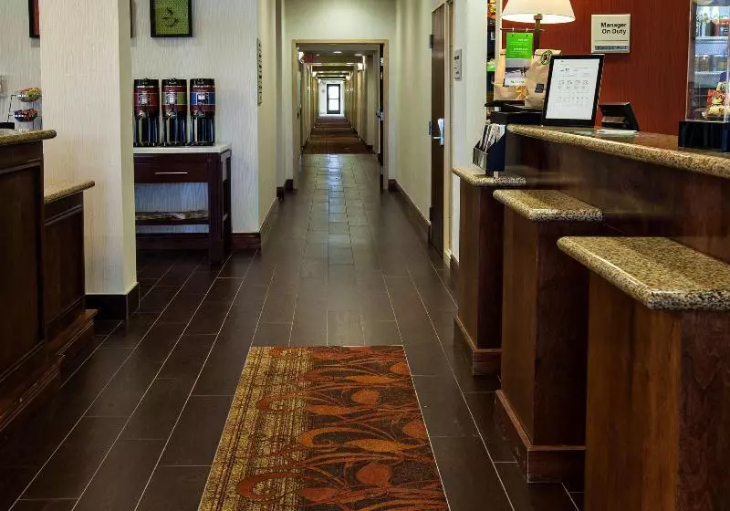 Hotelli Hampton Inn By Hilton Napanee