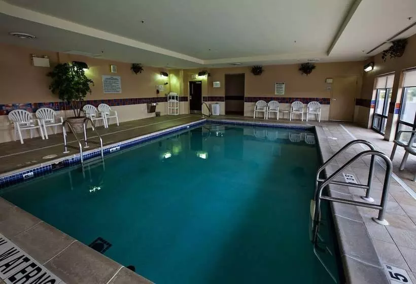 Hotelli Hampton Inn By Hilton Napanee