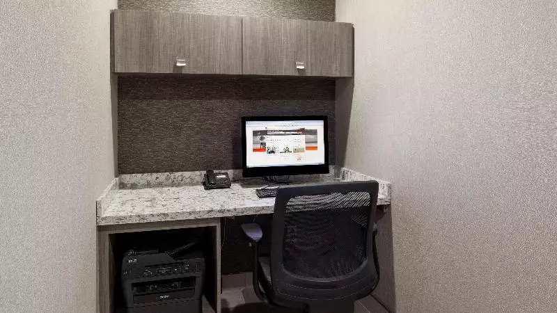 Holiday Inn Express Hotel & Suites Sherwood Park Edmonton Area, An Ihg