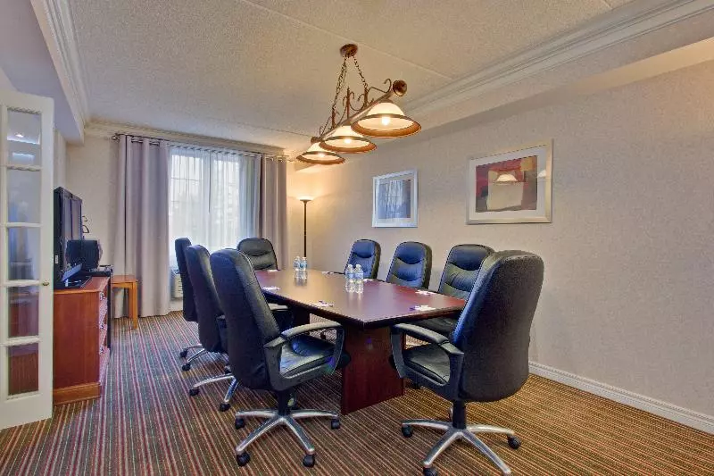 酒店 Holiday Inn Express Whitby Oshawa, An Ihg