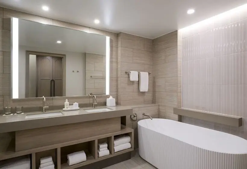 هتل Jw Marriott St. Maarten Beach Resort & Spa