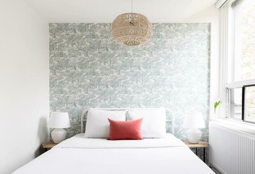 فندق Pembroke Inn