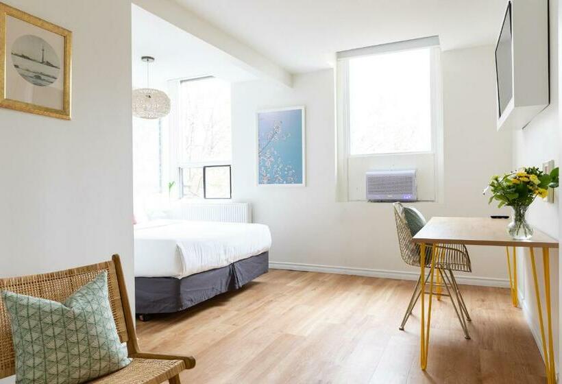 فندق Pembroke Inn