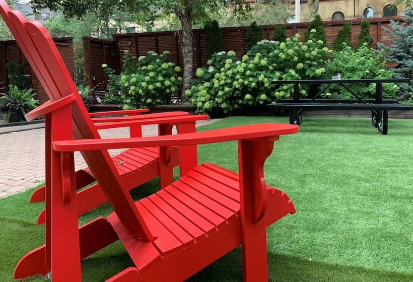 فندق Pembroke Inn