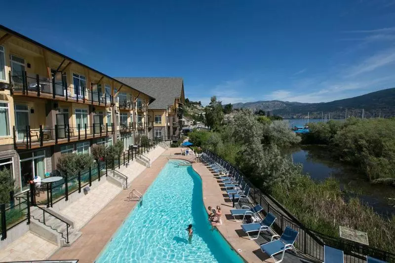 Hotel Summerland Waterfront Resort & Spa