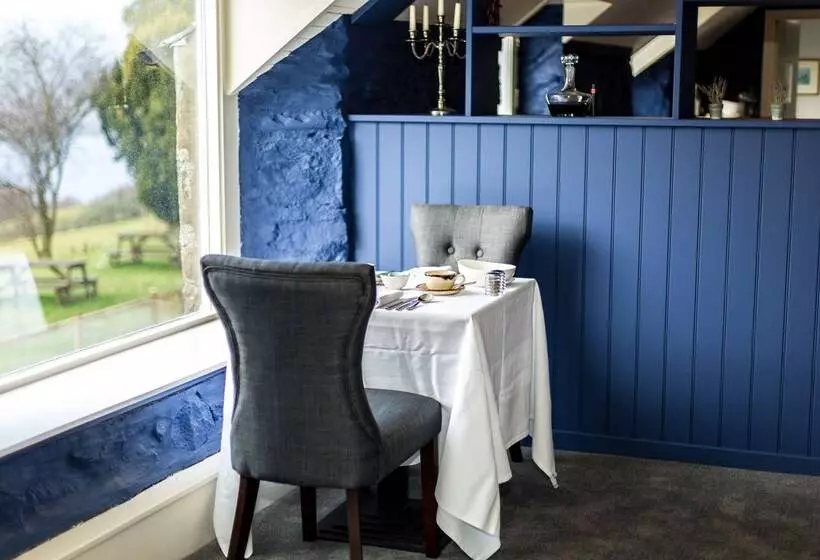 בית מלון כפרי The Inn At Loch Tummel