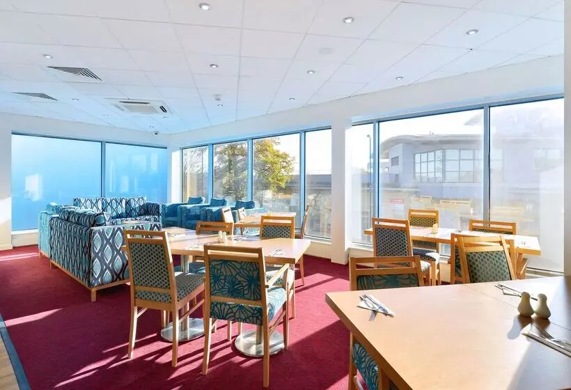 בית מלון כפרי Travelodge Birmingham Maypole